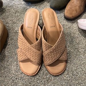Joie Women's Tan Woven Sandals